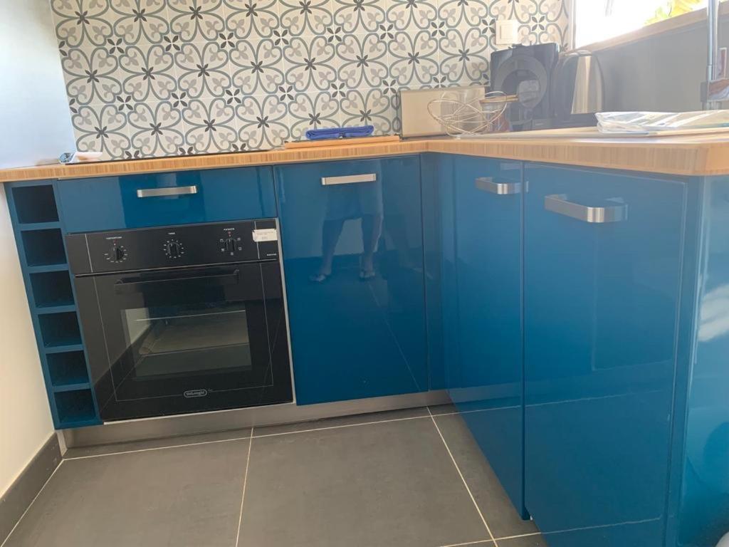 Bleu Cannelle Et Petimo Le Diamant Kültér fotó